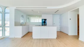 Apartamento en venta en Estepona