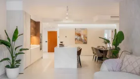 Ground floor apartment with 4 bedrooms for sale in Country Club Las Brisas