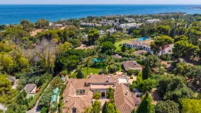 Se vende villa en El Vicario
