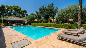 Se vende villa en El Vicario