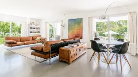 Villa for sale in Sotogrande Bajo