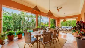 Villa with 5 bedrooms for sale in Marbella Golden Mile