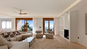 For sale 3 bedrooms penthouse in Les Rivages