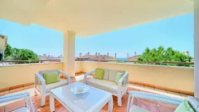 Se vende apartamento en Condado de Sierra Blanca de 3 dormitorios