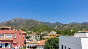 Villa for sale in Valdeolletas