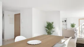 3 bedrooms penthouse in Estepona Town for sale