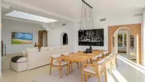 Villa a la venta en El Madroñal de 6 dormitorios