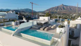 For sale semi detached villa in Celeste Marbella with 4 bedrooms