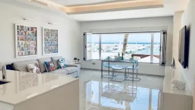 Apartamento en venta en Marbella - Puerto Banus con 2 dormitorios