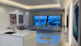 Apartamento en venta en Marbella - Puerto Banus con 2 dormitorios
