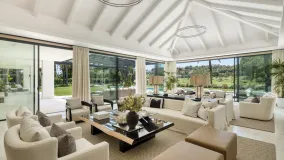 Buy 7 bedrooms villa in Las Brisas