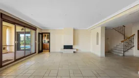 Villa for sale in Los Arqueros