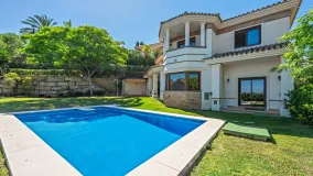 Villa for sale in Los Arqueros