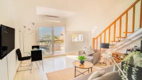 Penthouse with 2 bedrooms for sale in Marbella Golden Mile