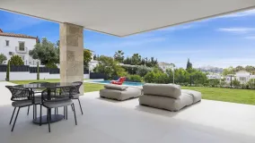 Se vende villa en La Alqueria de 4 dormitorios