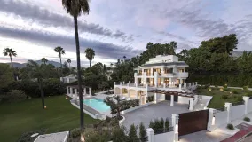 For sale villa in Las Brisas with 6 bedrooms