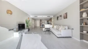 Apartamento a la venta de 3 dormitorios en Marbella - Puerto Banus