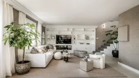 Atico duplex con 5 dormitorios a la venta en Costa Nagüeles I