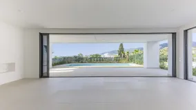 Se vende villa con 4 dormitorios en La Finca de Marbella