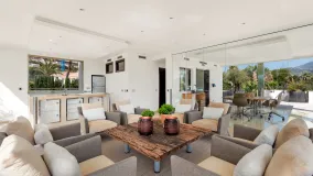 7 bedrooms Las Brisas villa for sale