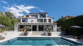 Villa en venta en Nueva Andalucia