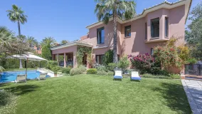 5 bedrooms villa for sale in Altos de Puente Romano