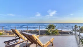 Se vende villa en Alicate Playa