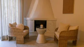 Villa for sale in Nueva Andalucia with 5 bedrooms