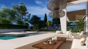 Villa for sale in Nueva Andalucia with 4 bedrooms
