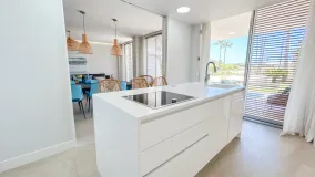 Apartment for sale in Estepona with 2 bedrooms