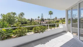 Apartamento a la venta en Guadalmina Alta