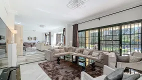 Casasola, villa a la venta con 6 dormitorios