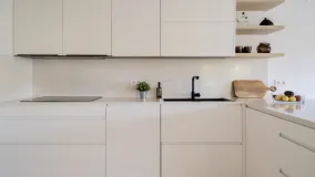 Adosado en venta en La Quinta con 4 dormitorios