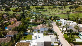 Villa en venta de 5 dormitorios en Las Brisas