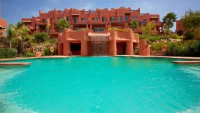 Bahia de las Rocas, adosado con 2 dormitorios en venta