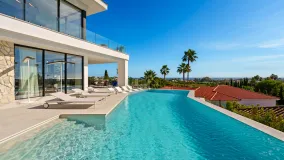 Villa en venta en La Quinta de 5 dormitorios