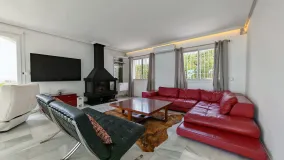 For sale villa with 4 bedrooms in Riviera del Sol