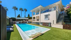 For sale villa with 4 bedrooms in Riviera del Sol