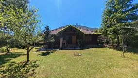Ojen, finca con 3 dormitorios a la venta
