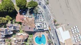For sale restaurant with 5 bedrooms in Cala de Mijas