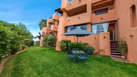 Buy ground floor apartment in El Soto de Marbella