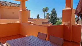 For sale penthouse in Benahavis