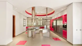 Villa a la venta en La Zagaleta con 10 dormitorios