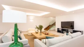 For sale Valdeolletas villa with 4 bedrooms