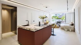 Se vende apartamento planta baja en Puente Romano