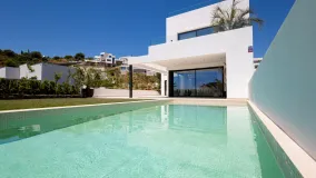 Villa for sale in Mijas Costa with 4 bedrooms