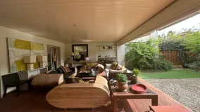 Se vende apartamento planta baja de 3 dormitorios en Marbella Golden Mile