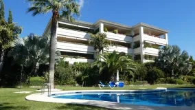 Se vende apartamento planta baja de 3 dormitorios en Marbella Golden Mile