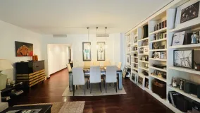 Se vende apartamento planta baja de 3 dormitorios en Marbella Golden Mile