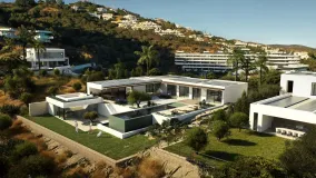 4 bedrooms Los Altos de los Monteros villa for sale
